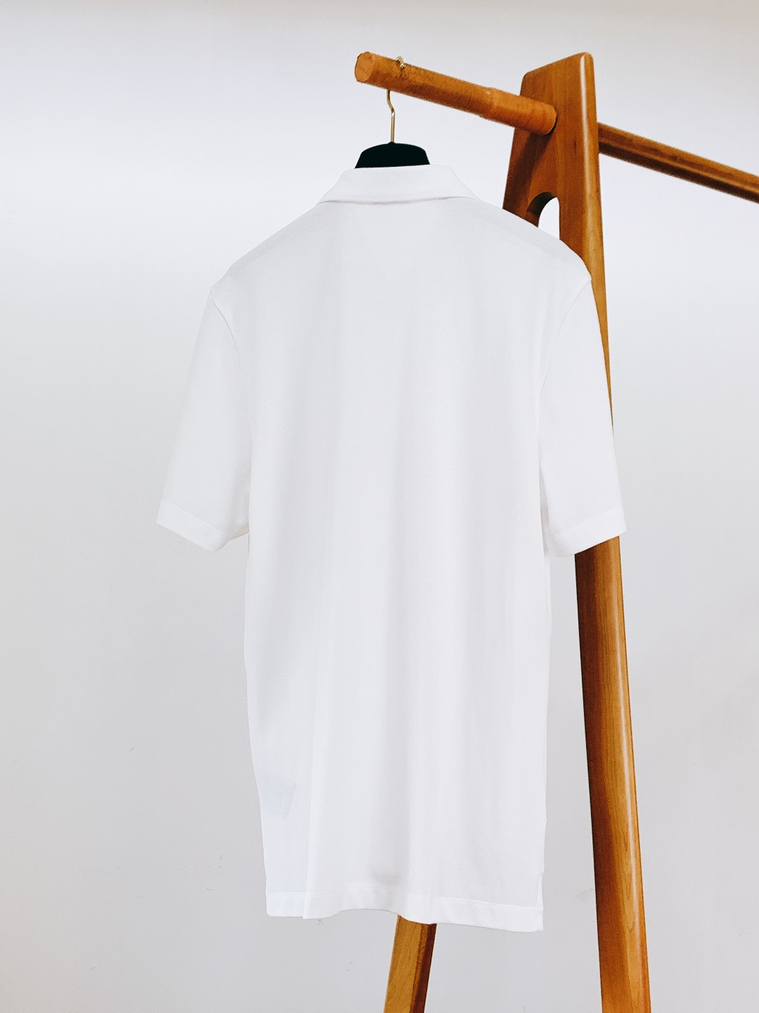 Dior Homme 迪奥·桀傲 2026SS早春新品 男士经典logo刺绣珠地棉Polo衫。采用进口高