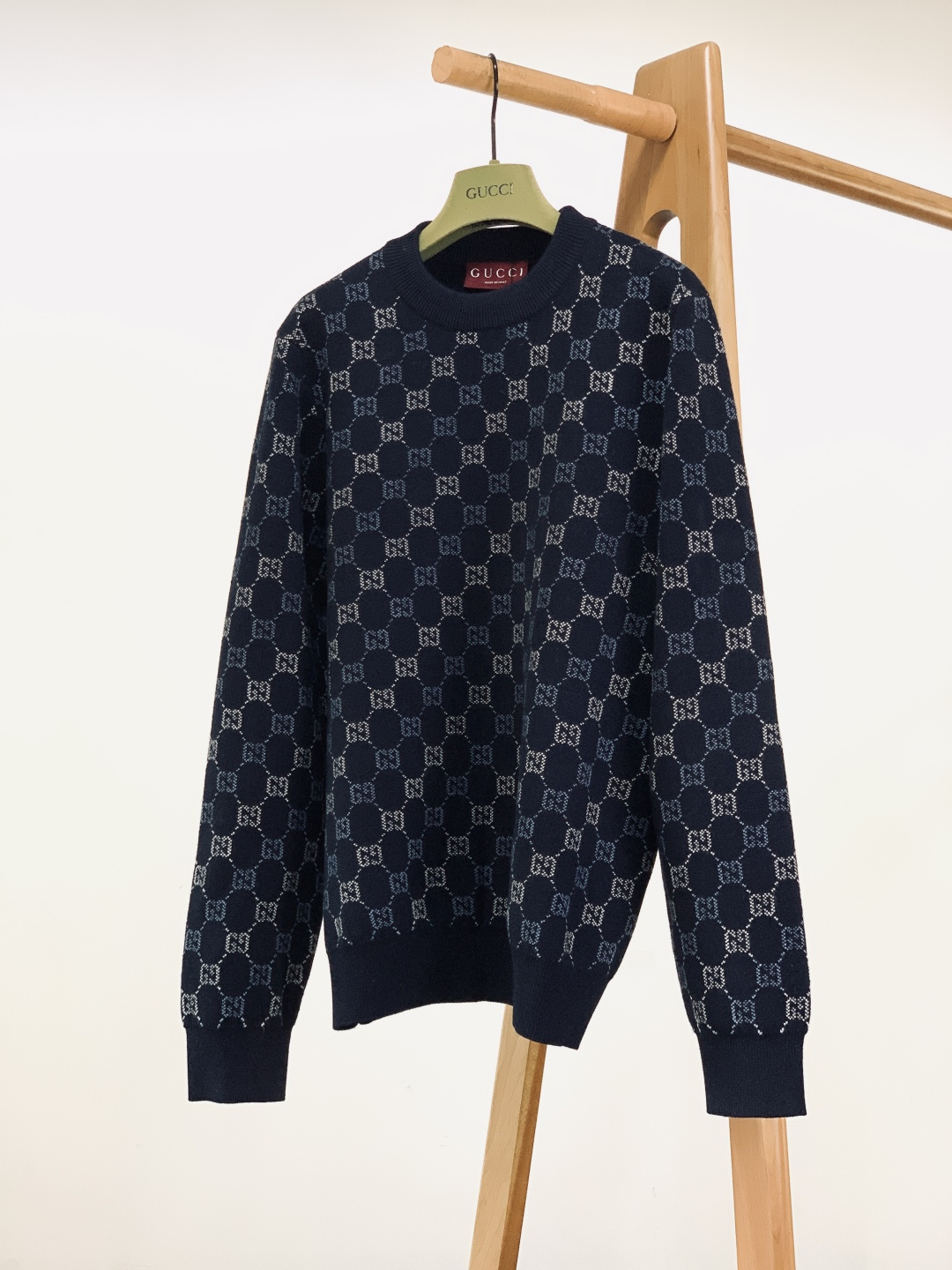 Gucci 古驰 2026SS早春新品双面羊毛GG提花圆领毛衣。进口双面羊毛针织面料，由高支美利奴羊毛经