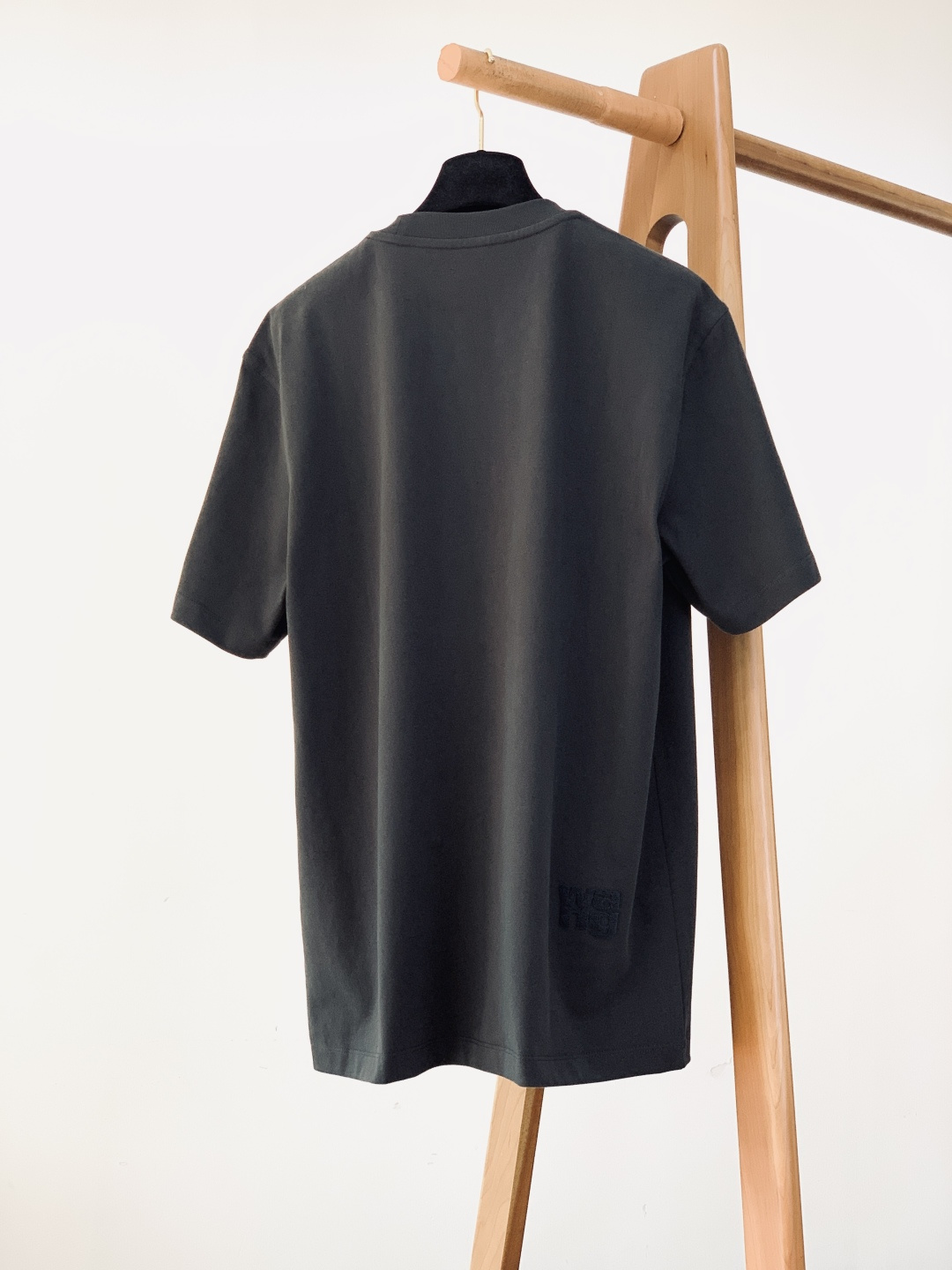 Aalxanderwang亚历山大.王 2026SS早春新品 牙刷绣短袖T恤重磅上新！甄选230g定制高