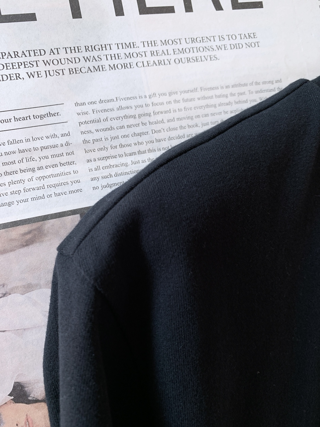 Stone Island 石头岛 2026SS早春新品 刺绣短袖T恤重磅上新！甄选定织高支精梳棉面料，触