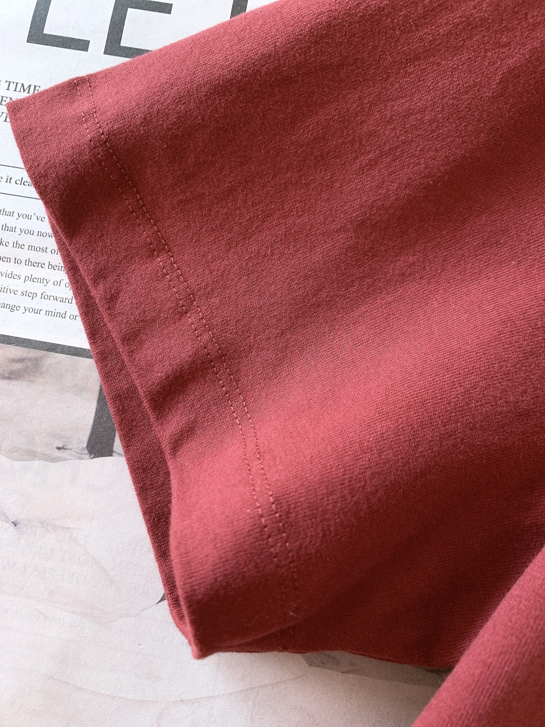 Stone Island 石头岛 2026SS早春新品 刺绣短袖T恤重磅上新！甄选定织高支精梳棉面料，触