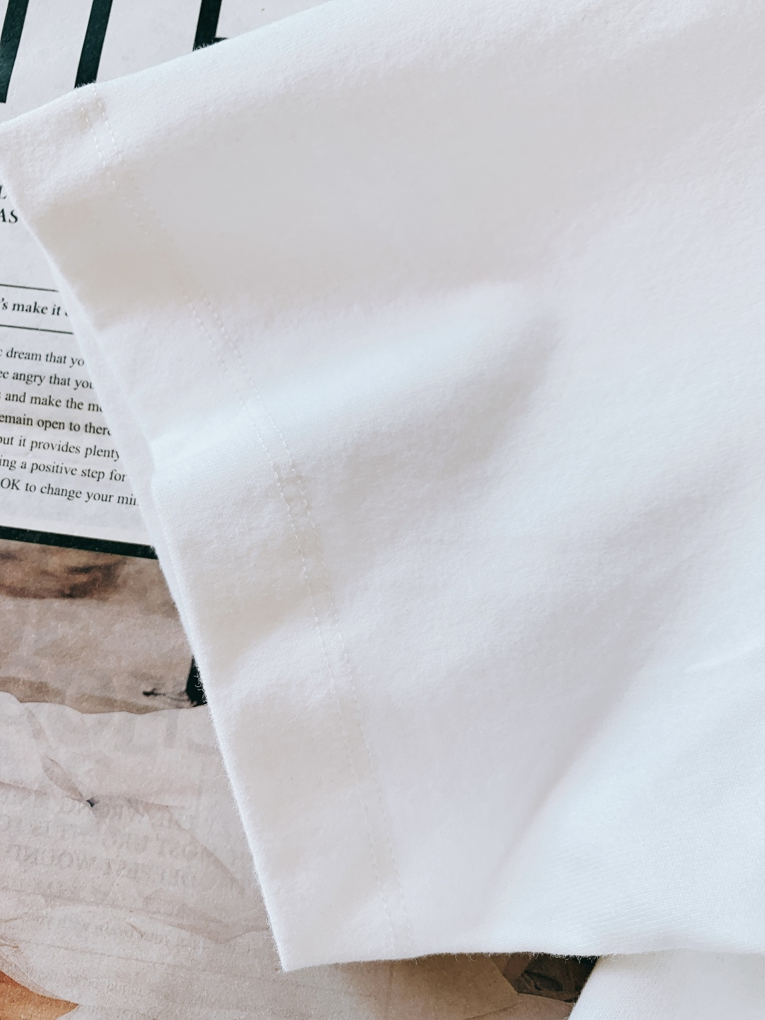 Stone Island 石头岛 2026SS早春新品 刺绣短袖T恤重磅上新！甄选定织高支精梳棉面料，触