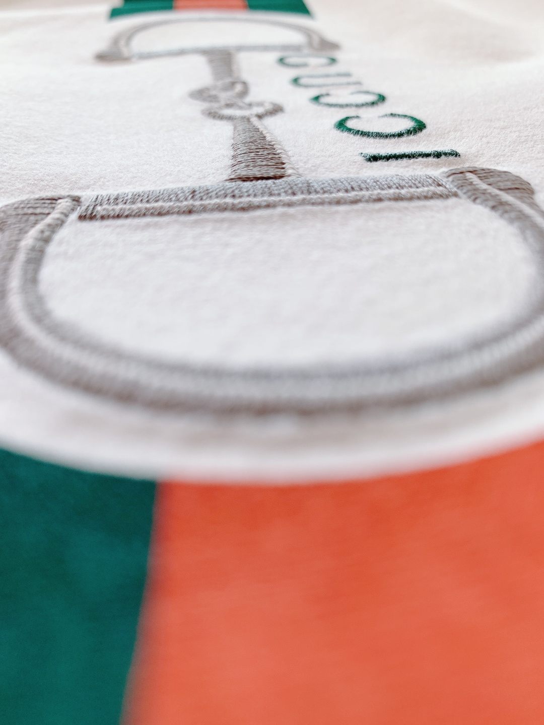 Gucci 古驰 2026SS早春新品马衔扣织带刺绣短袖T恤重磅上新！甄选进口260g高支双股精梳棉面料