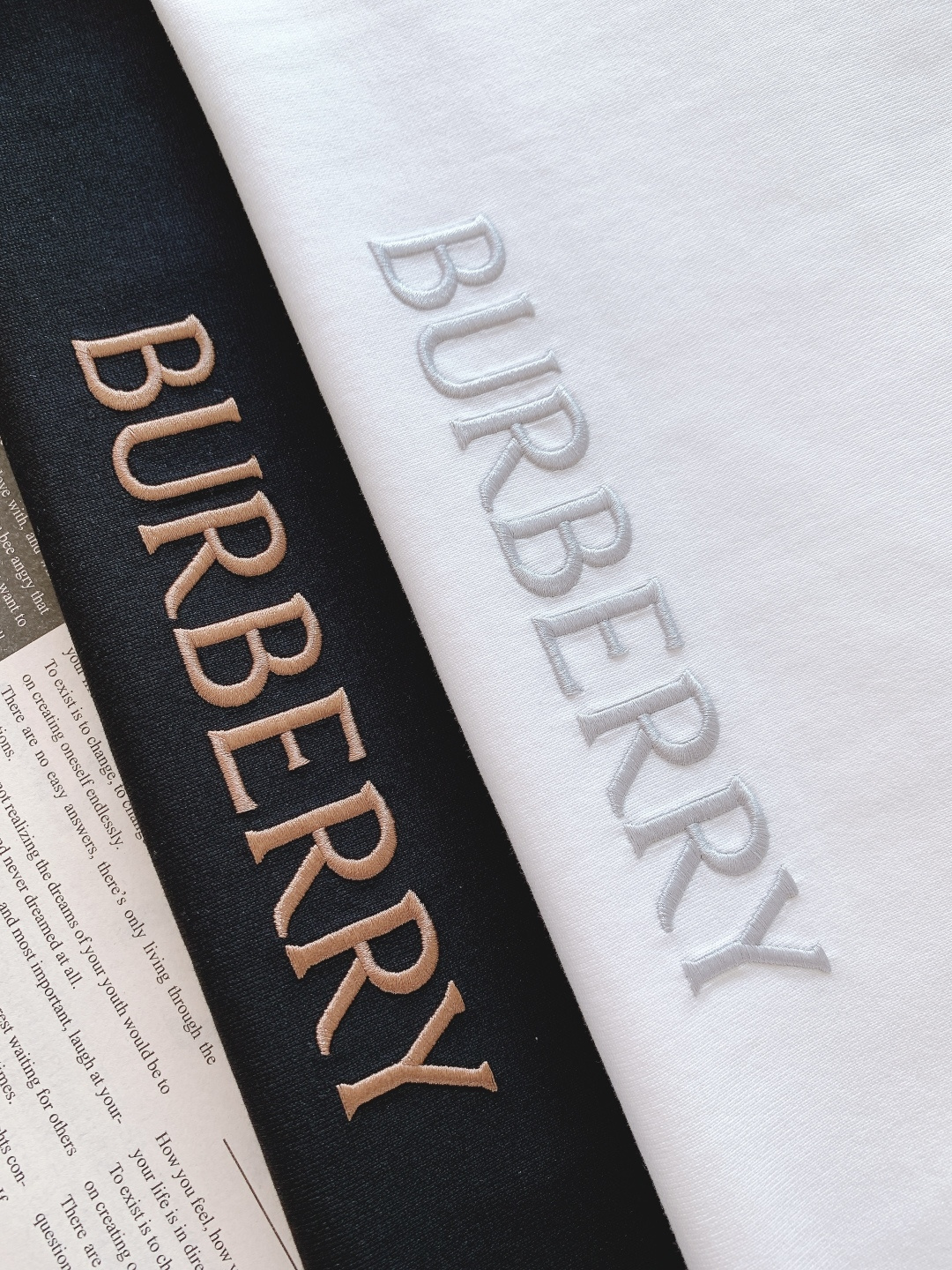 Burberry 巴宝莉 2026SS早春新品 骑士刺绣T恤重磅上新！进口高支棉料，酵素洗工艺软乎乎超亲