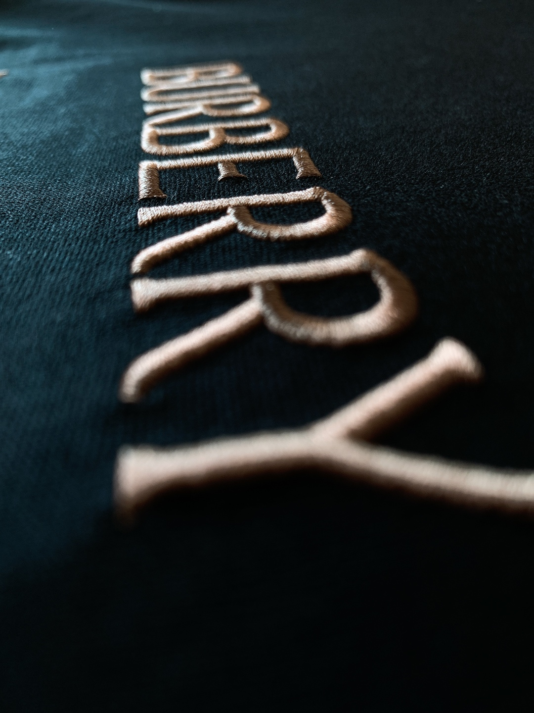 Burberry 巴宝莉 2026SS早春新品 骑士刺绣T恤重磅上新！进口高支棉料，酵素洗工艺软乎乎超亲