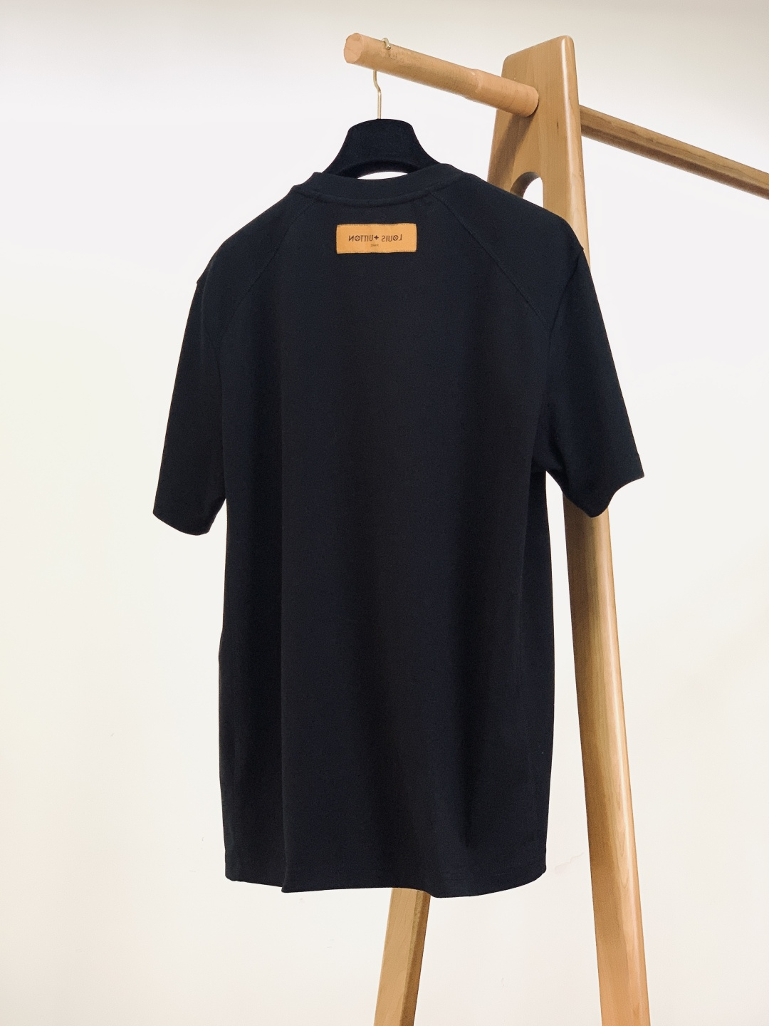 ⚠️🌾LouisVuitton 路易威登 2026SS早春新品云朵压印Logo短袖T恤。280g高支高密