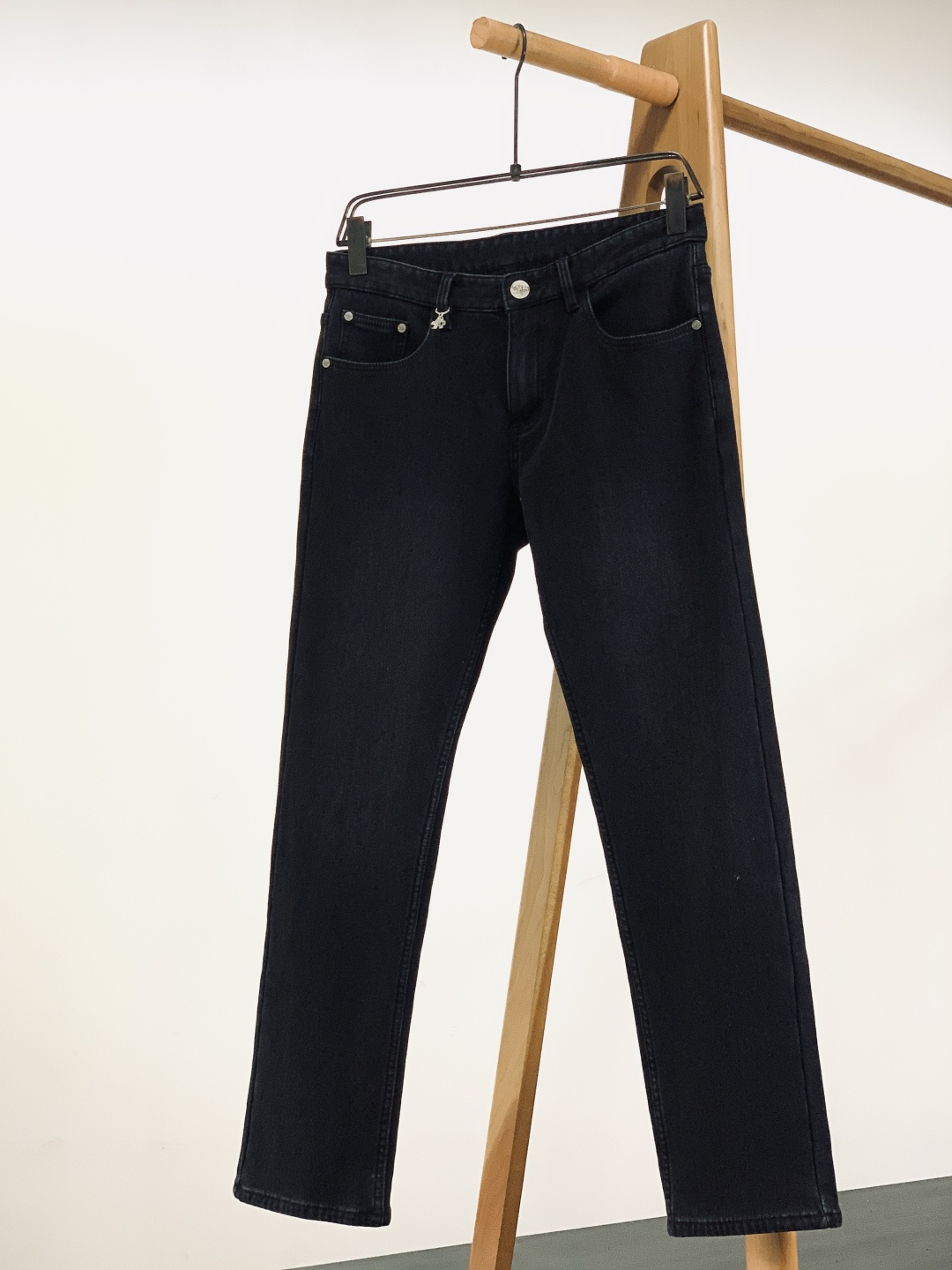 ⚠️🌾Prada 普拉达 2026SS早春新品 秋冬刚需，加绒牛仔裤。重磅牛仔+高密摇粒绒，保暖不臃肿黑