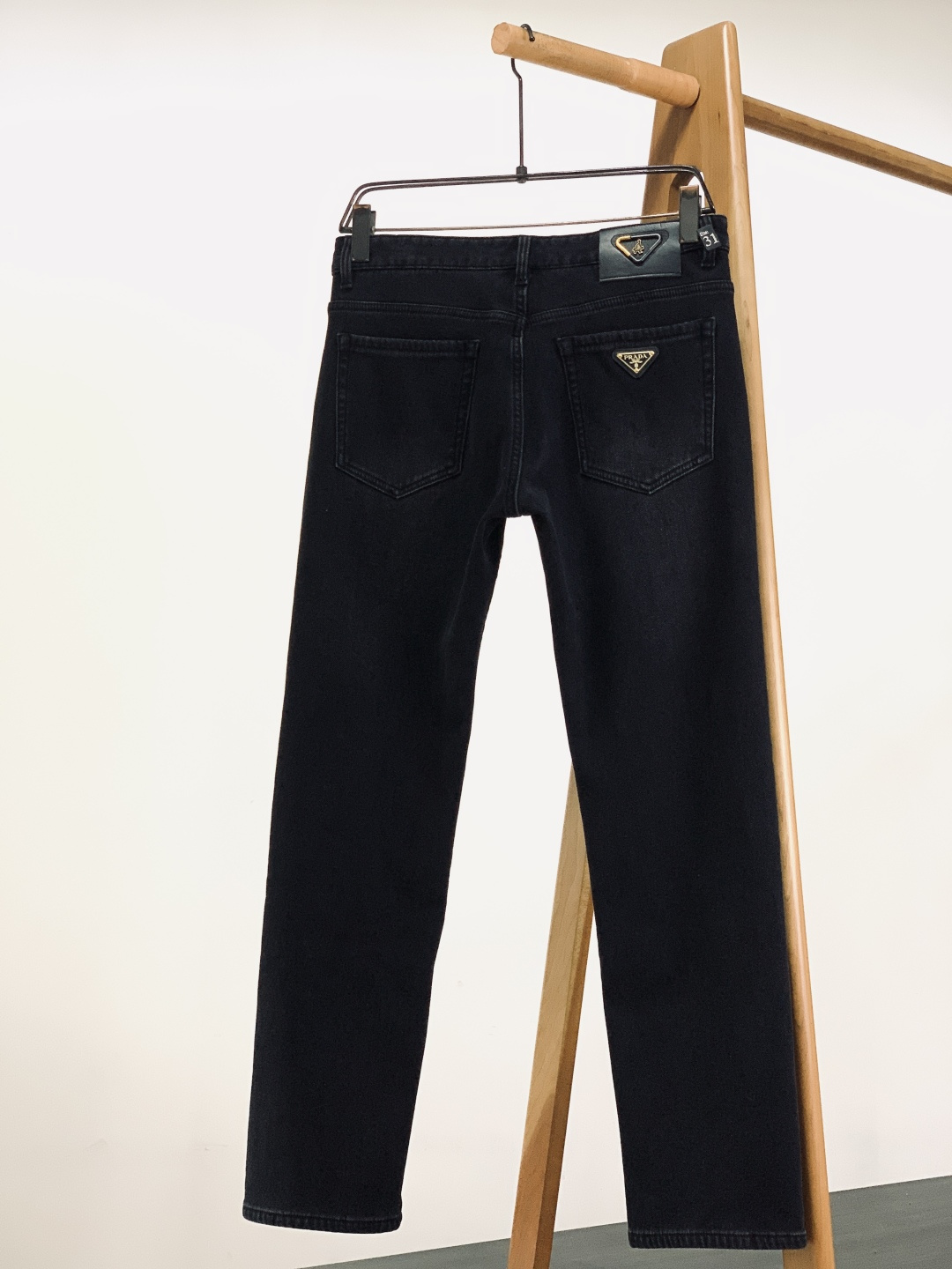 ⚠️🌾Prada 普拉达 2026SS早春新品 秋冬刚需，休闲加绒牛仔裤高密牛仔+羊羔绒内里，保暖不臃肿