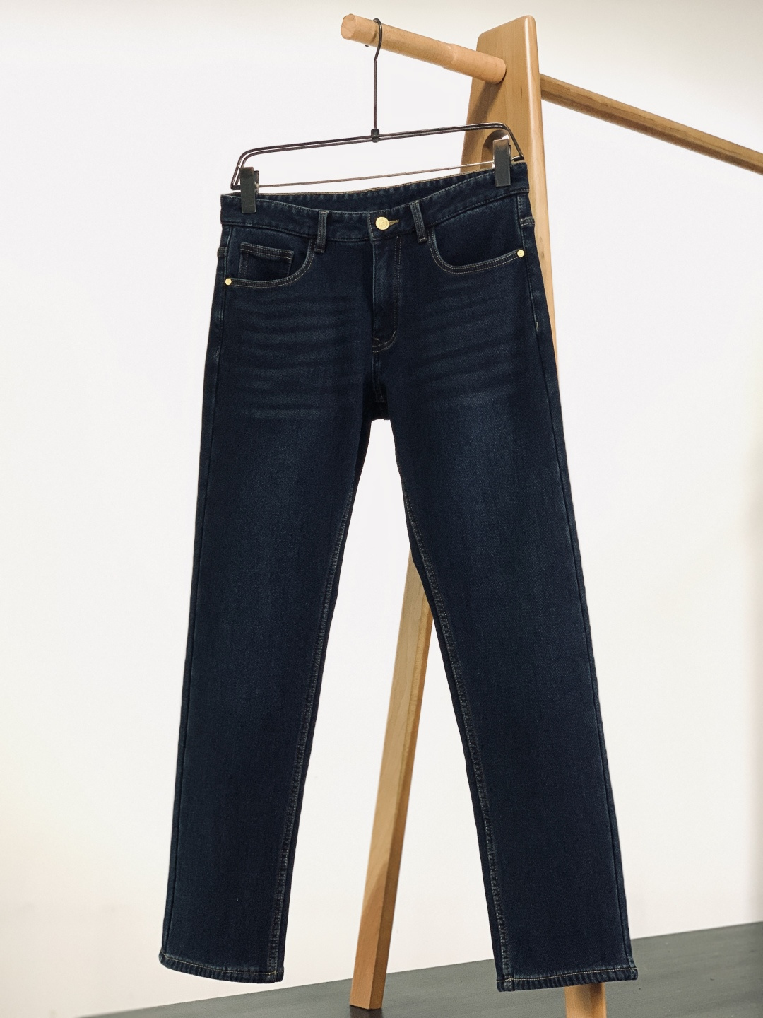 ⚠️🌾Burberry 巴宝莉 2026SS早春新品秋冬刚需，休闲加绒牛仔裤重磅牛仔+羊羔绒内里，保暖不