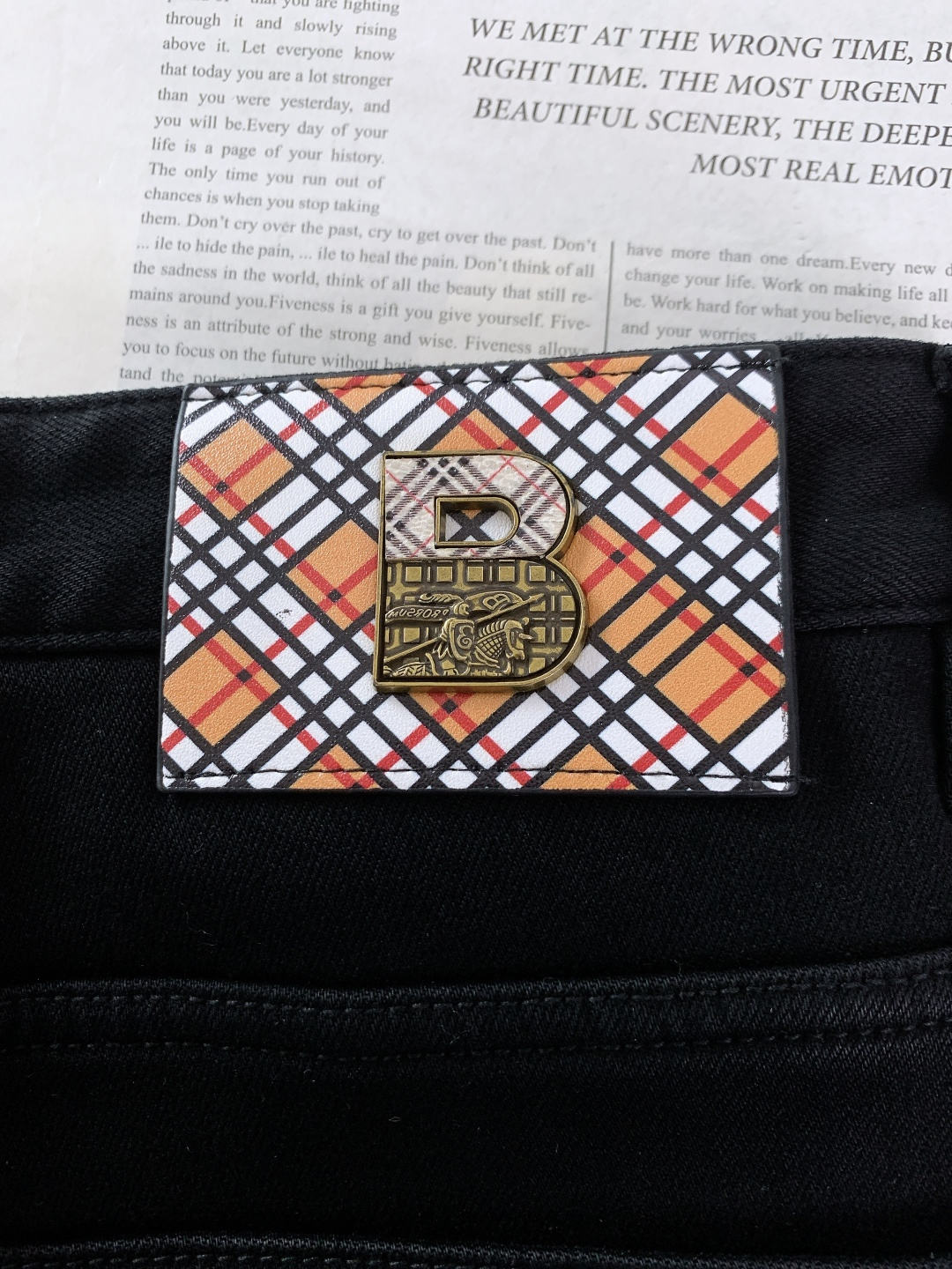 ⚠️🌾Burberry 巴宝莉 2026SS早春新品 休闲加绒牛仔裤，一条过冬的英伦硬核之选。高密牛仔+