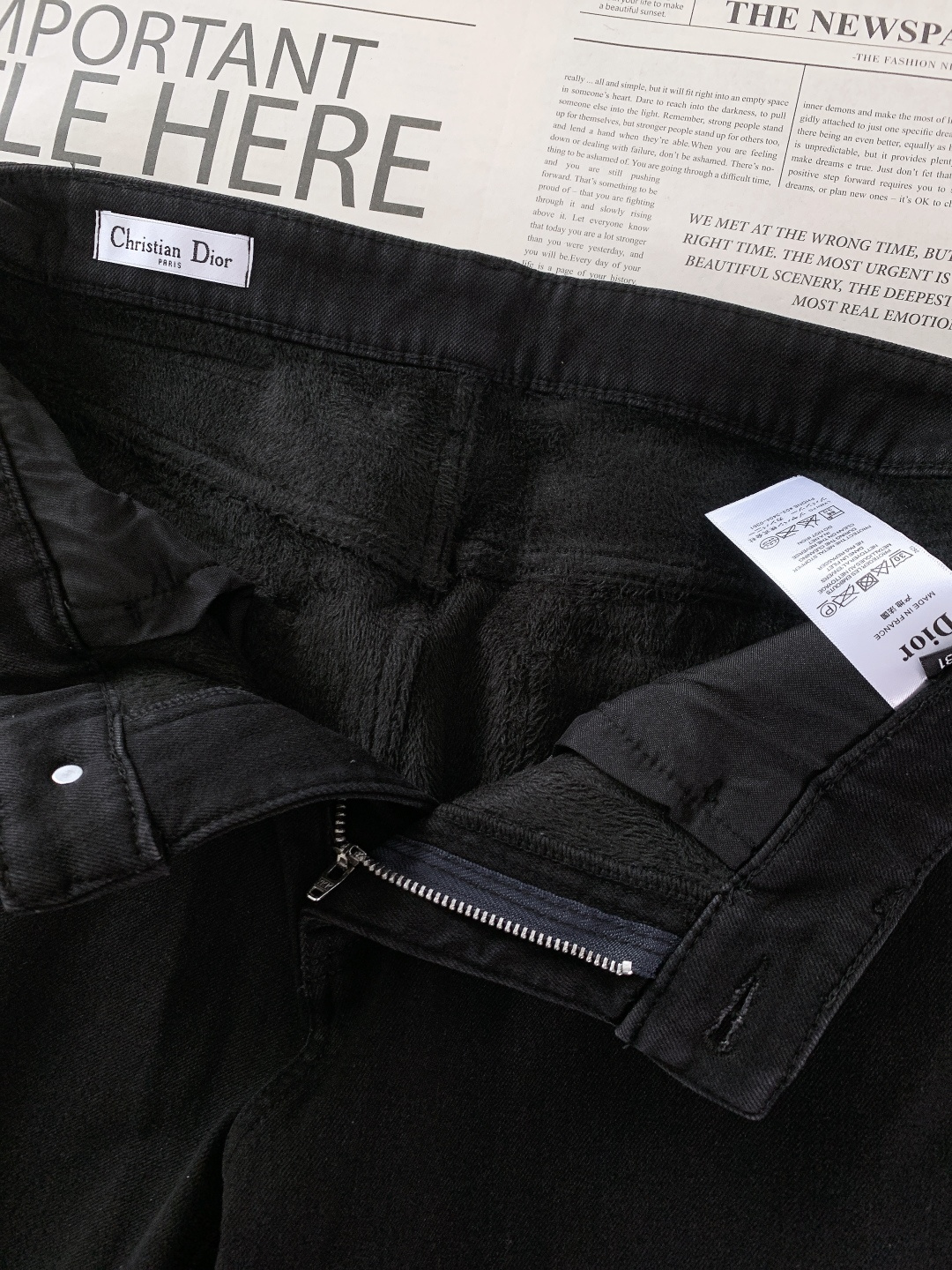 ⚠️🌾Dior Homme 迪奥·桀傲 2026SS早春新品 休闲加绒牛仔裤，一条过冬的法式硬核之选。高