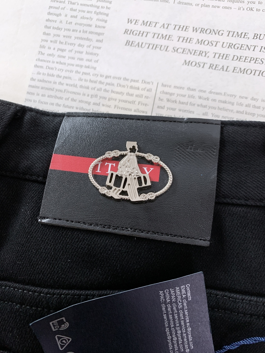 ⚠️🌾Prada 普拉达 2026SS早春新品 休闲加绒牛仔裤，一条过冬的意式硬核之选高密牛仔+加厚一体