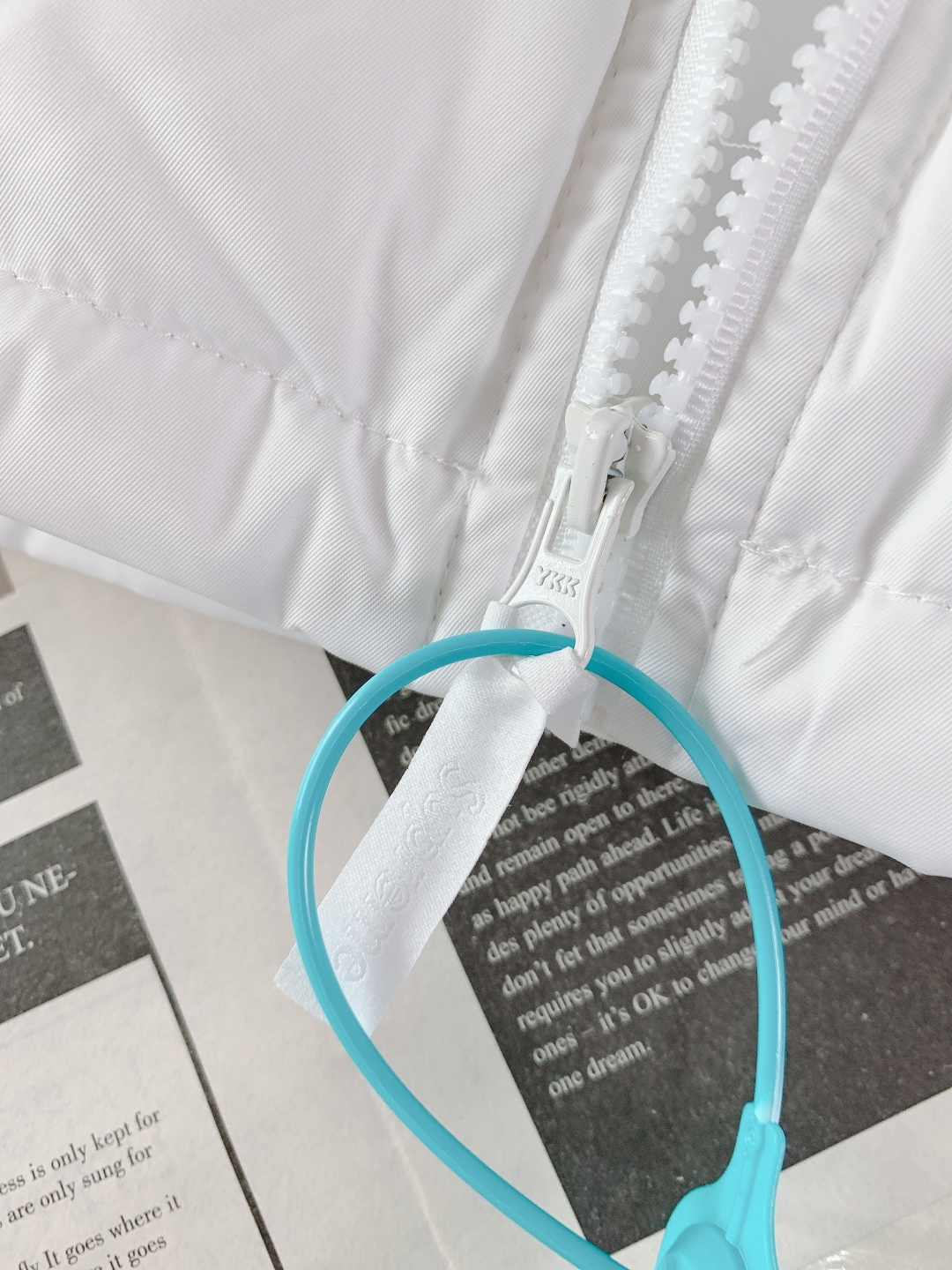 ⚠️🌾SuPreme 25FW LEATHER YOKE PUFFER JACKET皮革拼接拉链羽绒面包