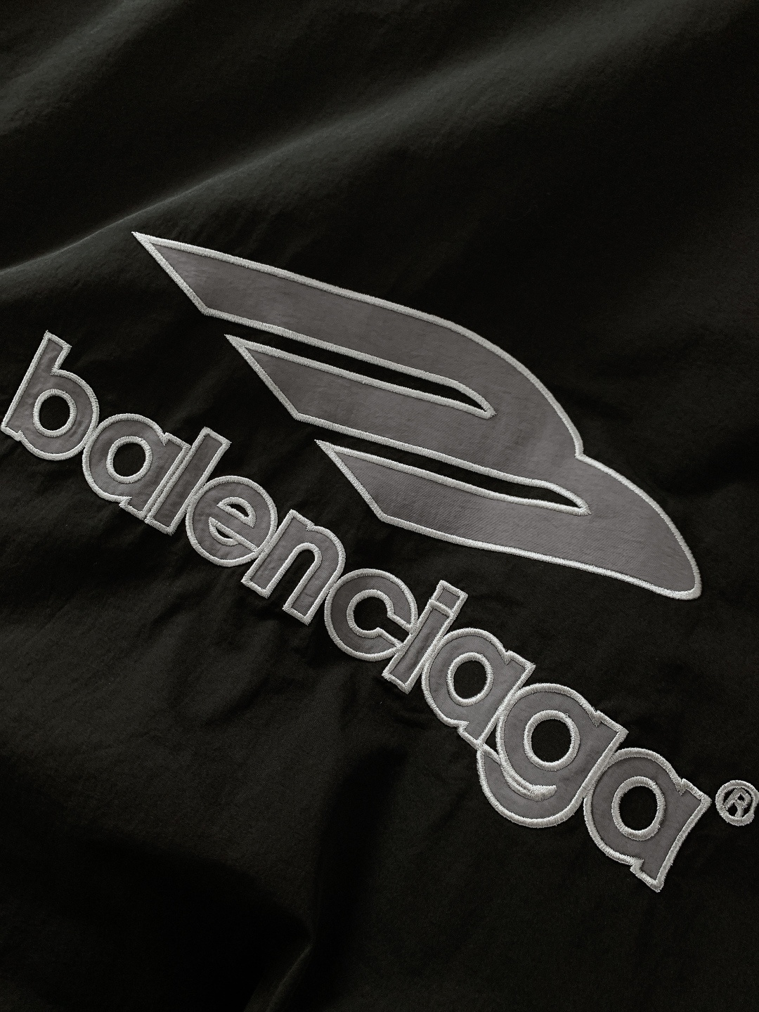 ⚠️🌾𝐁𝐚𝐥𝐞𝐧𝐜𝐢𝐚𝐠𝐚 巴黎世家 2026SS早春新品3B足球夹克⚽️采用高密防泼水面料，触感轻盈顺