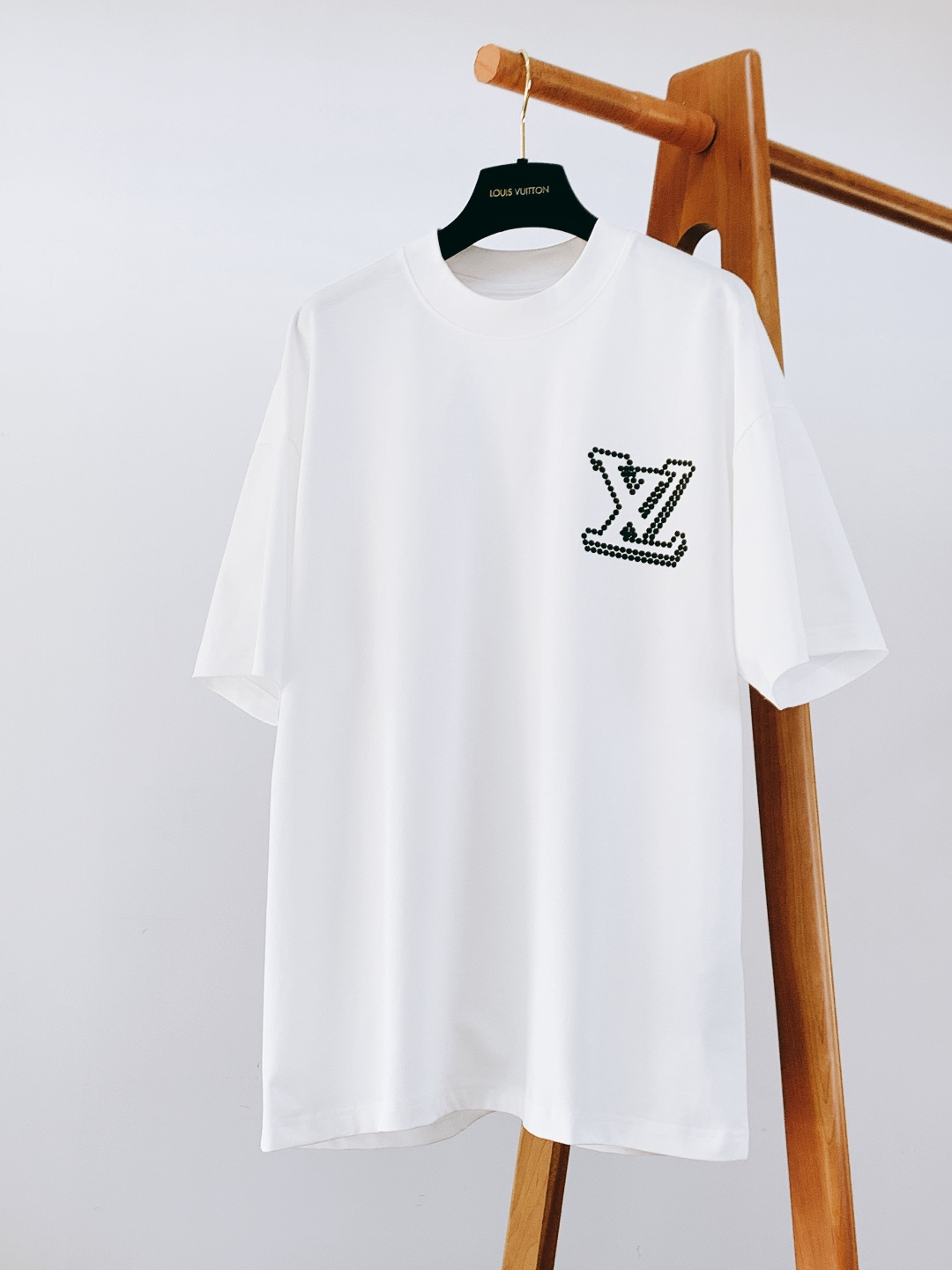 LouisVuitton 路易威登 2026SS春夏新品叠印Logo T恤｜双色齐发！重磅双纱棉面料，厚