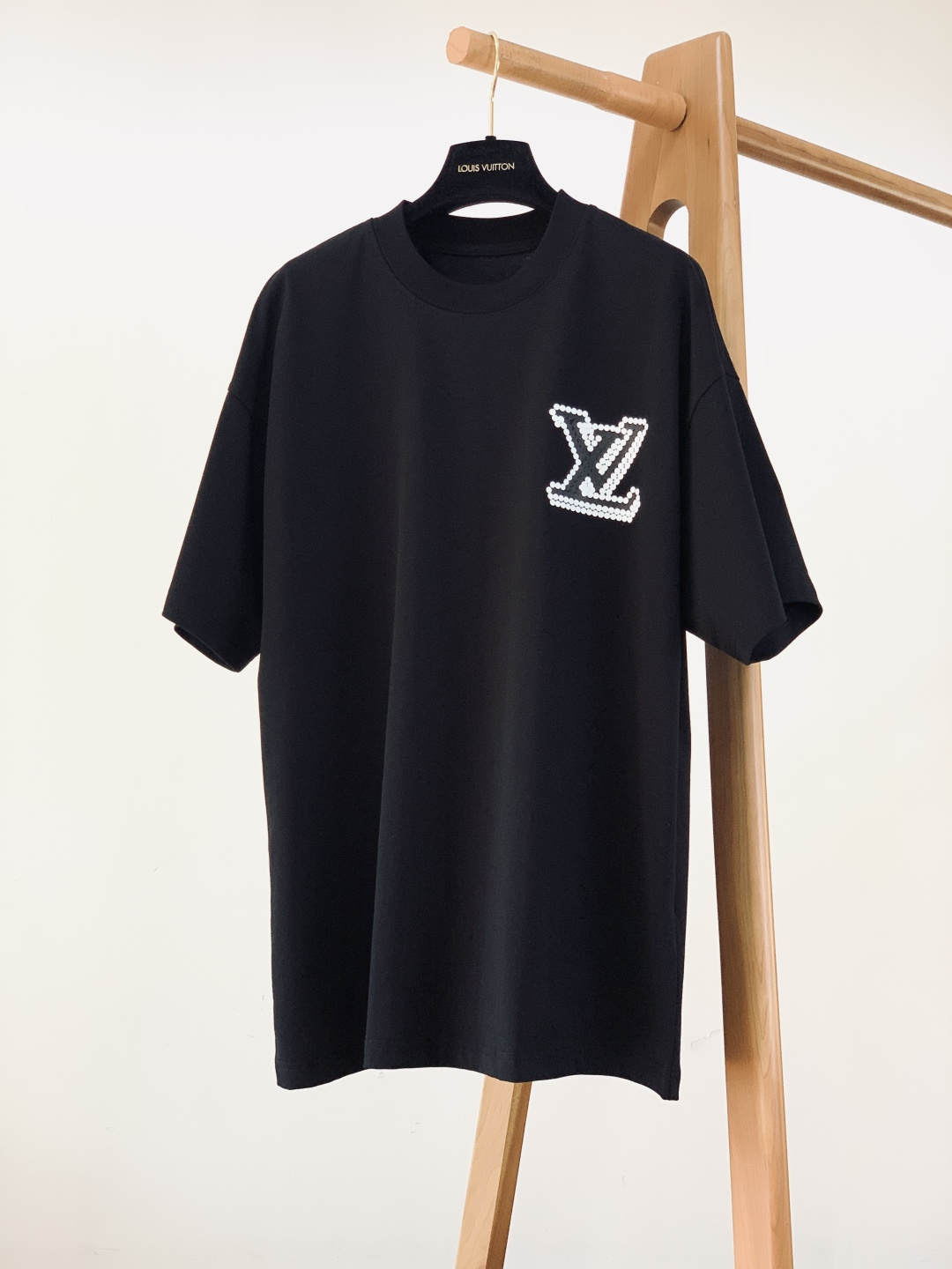 LouisVuitton 路易威登 2026SS春夏新品波点Logo T恤｜双色齐发！重磅双纱棉面料，厚
