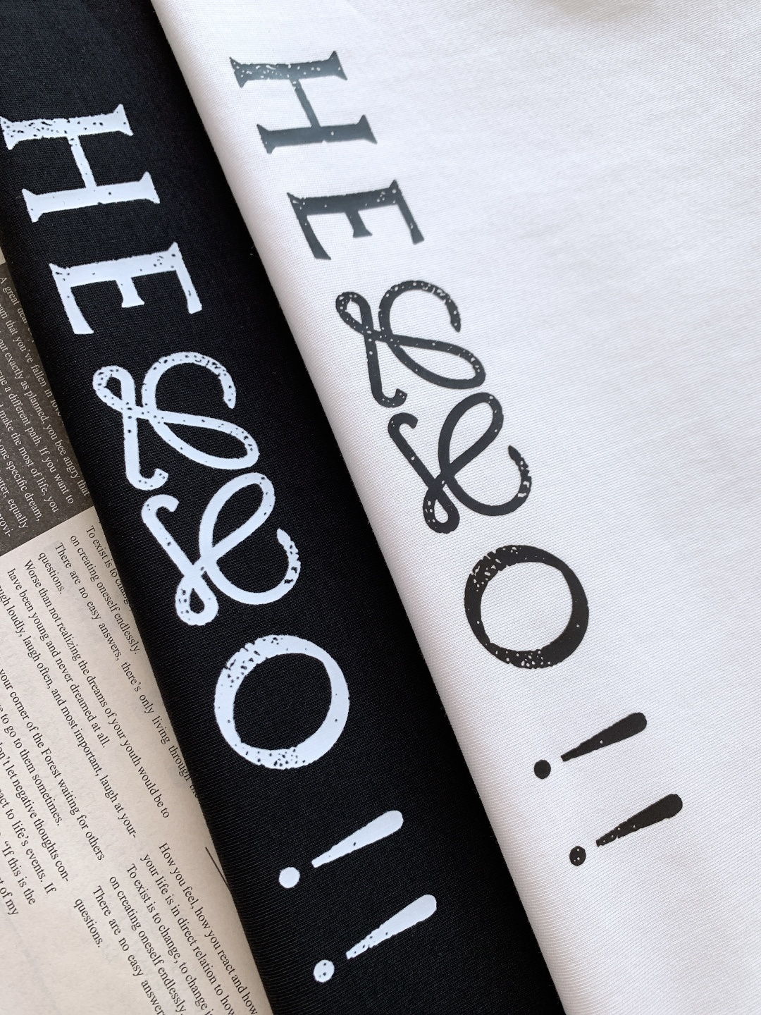 Loewe 罗意威 2026SS早春新品HELLO!! T恤｜双色齐发！重磅双纱棉面料，厚实软糯，宽松落