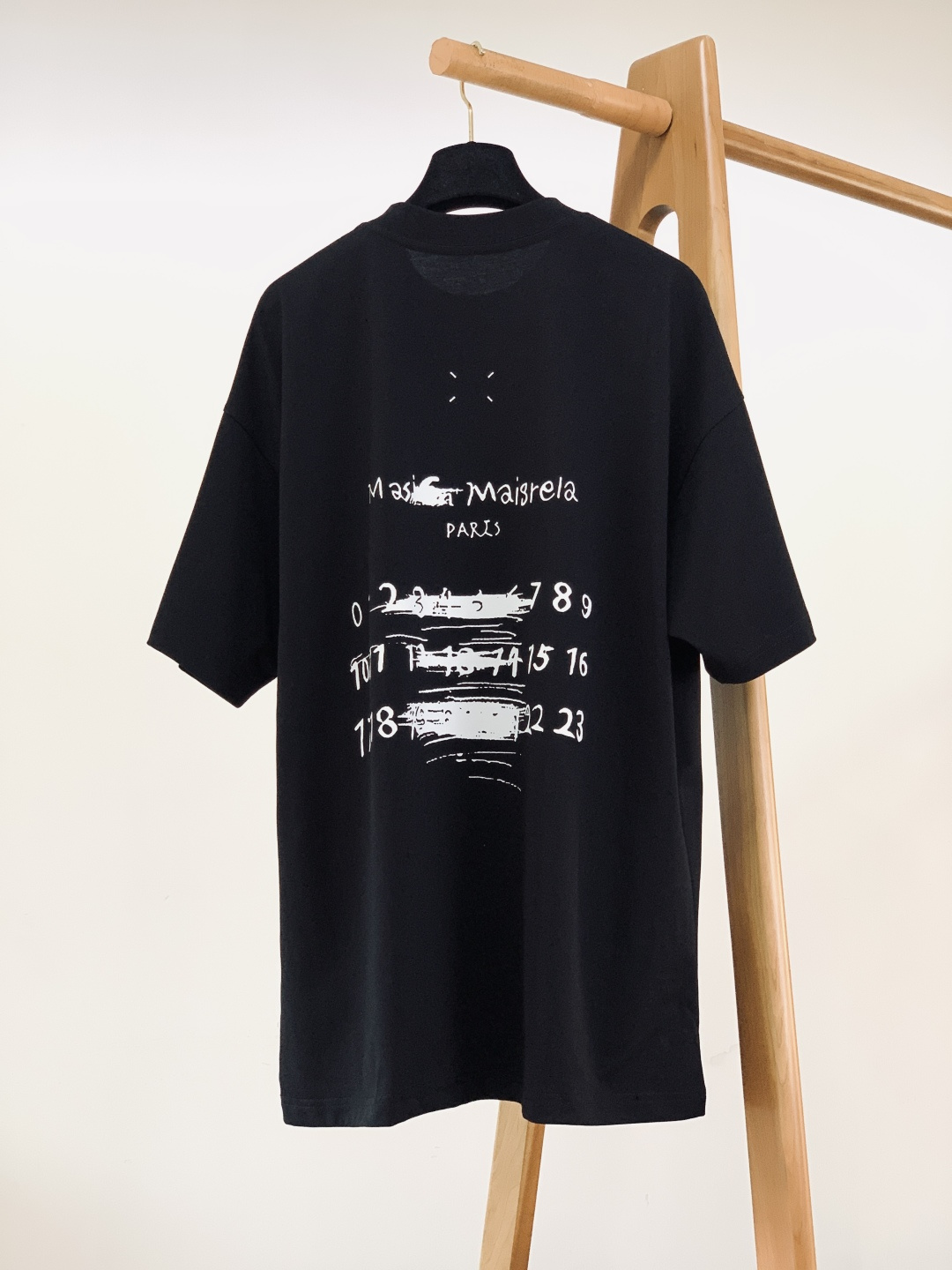 Maison Margiela MM6 马丁马吉拉 2026SS春夏新品涂鸦数字短袖T恤，解构主义天花板