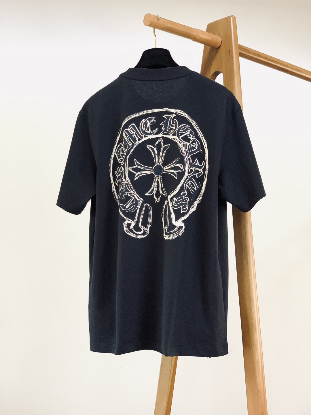 Chrome Hearts 克罗心 2026SS春夏新品哥特十字印花T恤｜四色齐发！重磅双纱棉面料，厚实