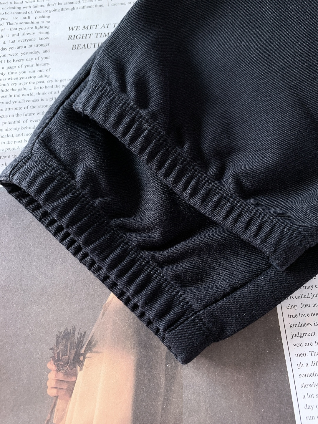 Berluti 伯鲁蒂 2026SS早春新品 休闲抽绳休闲裤 时尚系列，独特设计，抽绳休闲长裤 订纱开始