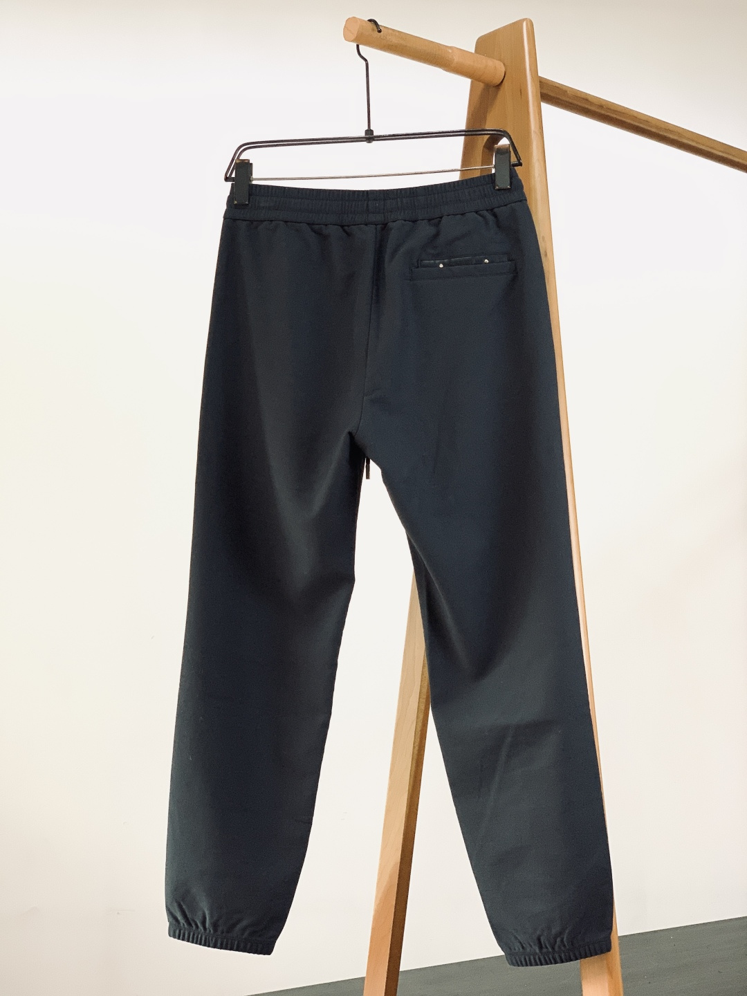 Berluti 伯鲁蒂 2026SS早春新品 休闲抽绳休闲裤 时尚系列，独特设计，抽绳休闲长裤 订纱开始