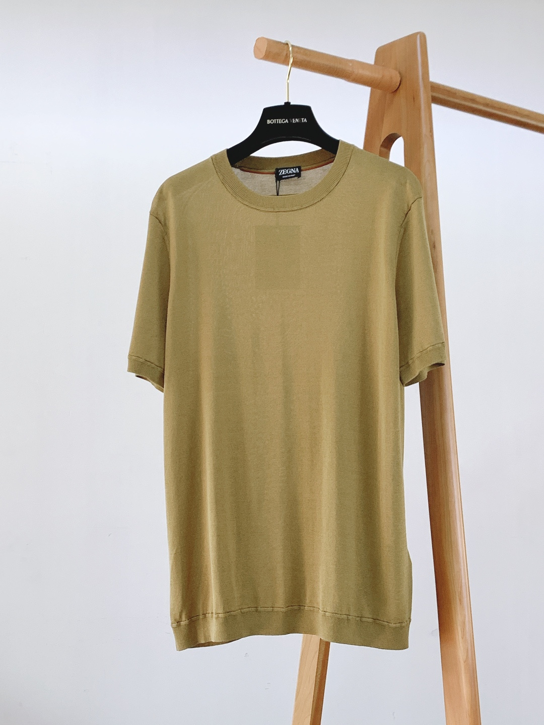 Ermenegildo Zegna 杰尼亚 2026SS春夏新品桑蚕丝混纺针织 T 恤 | 意式商务，夏