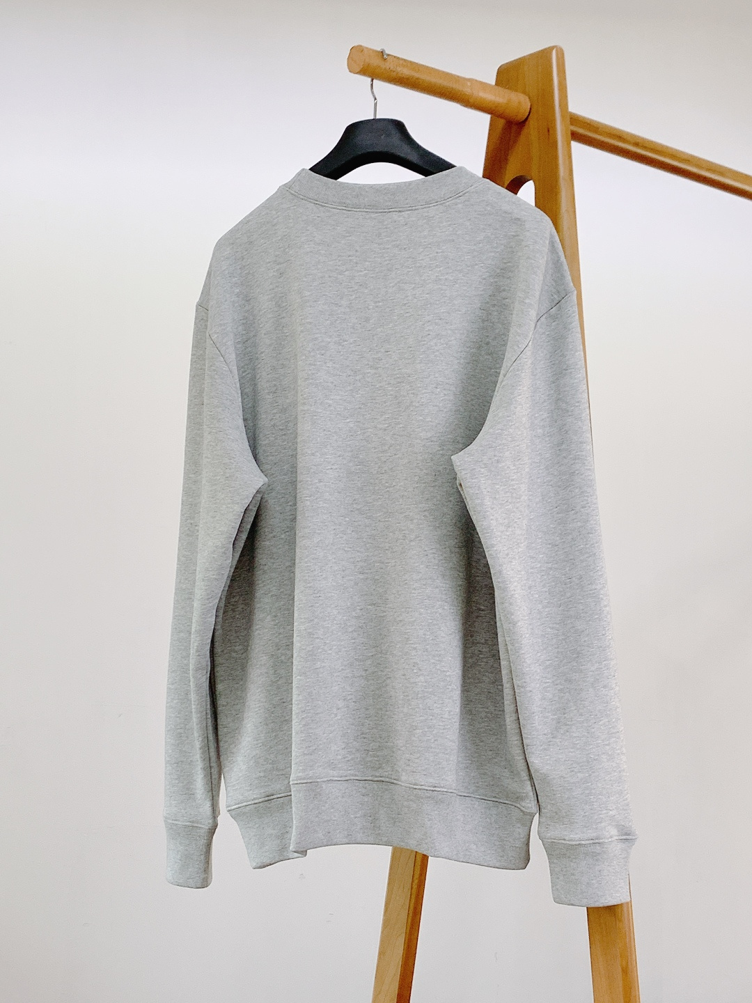 Dior Homme 迪奥·桀傲 2026SS早春新品马年限定款刺绣卫衣，艺术感拉满的奢品休闲款！100