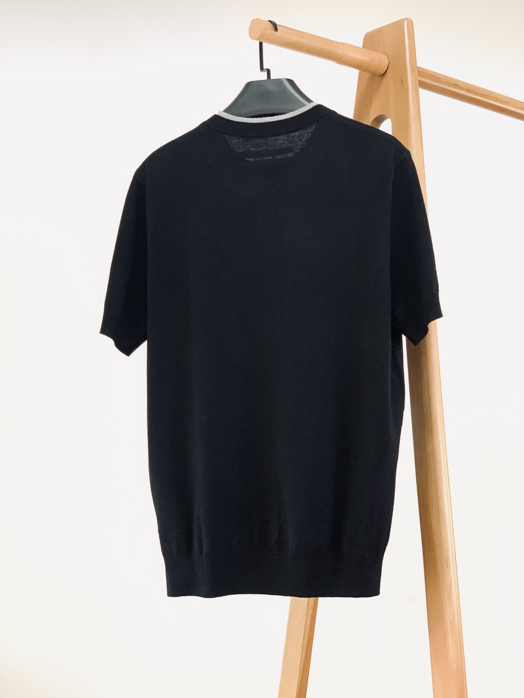 Ermenegildo Zegna 杰尼亚 2026SS早春新品 公路标圆领针织短袖👕低调奢华的质感之选