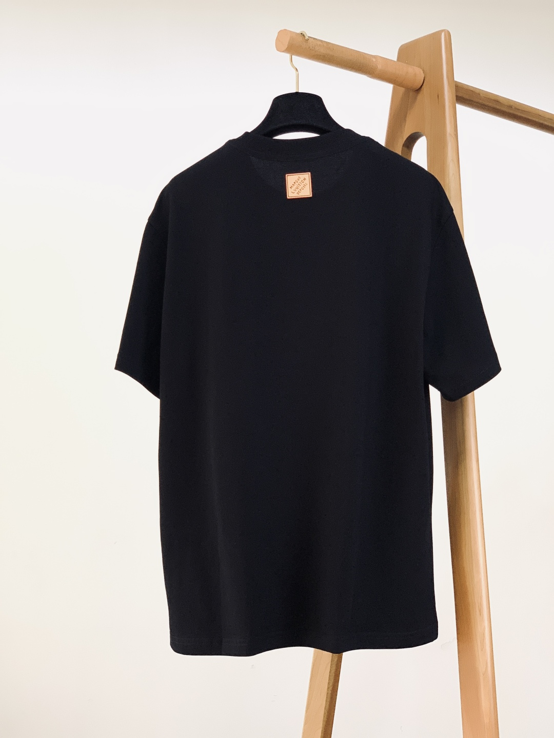 LouisVuitton 路易威登 2026SS早春新品 经典狐狸刺绣T恤｜轻奢高级感拉满精选高支精梳棉