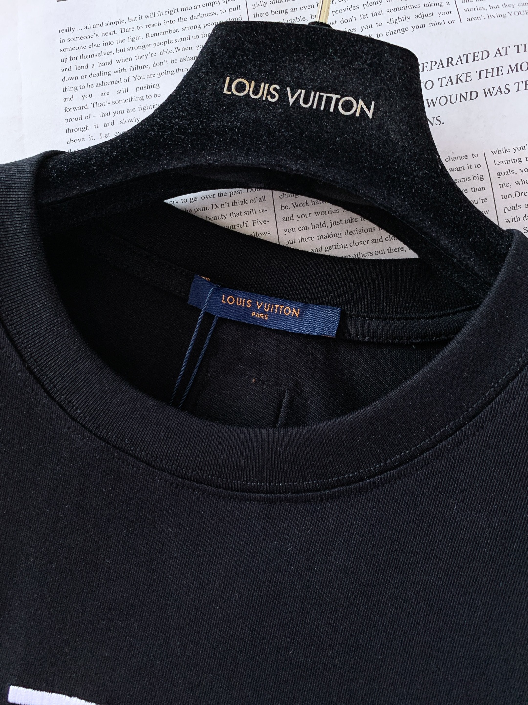 LouisVuitton 路易威登 2026SS早春新品 经典狐狸刺绣T恤｜轻奢高级感拉满精选高支精梳棉