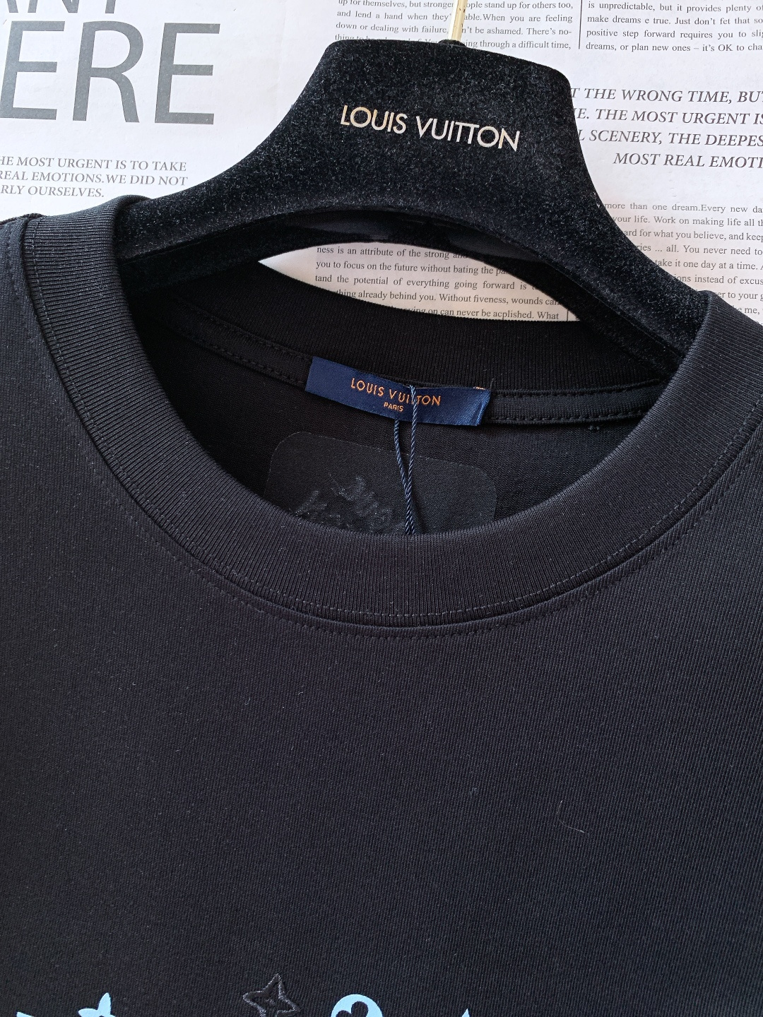 LouisVuitton 路易威登 2026SS早春新品 最新老花刺绣T恤｜轻奢质感上身即显贵精选高支精