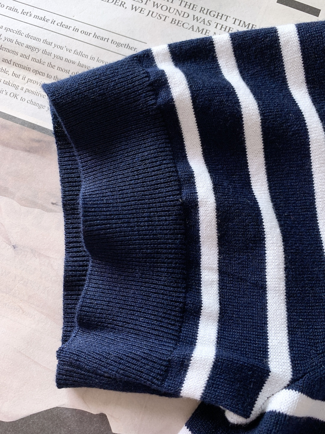 Brunello Cucinelli 布鲁奈罗.库奇内利 2026SS春夏新品新款蓝白条纹针织短袖👕复古