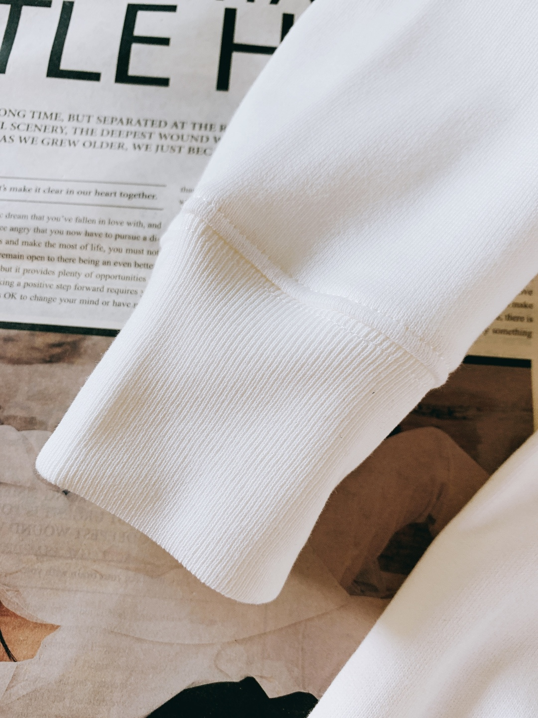 Dior Homme 迪奥·桀傲 2026SS早春新品新款四叶草刺绣卫衣｜Jonathan Anders