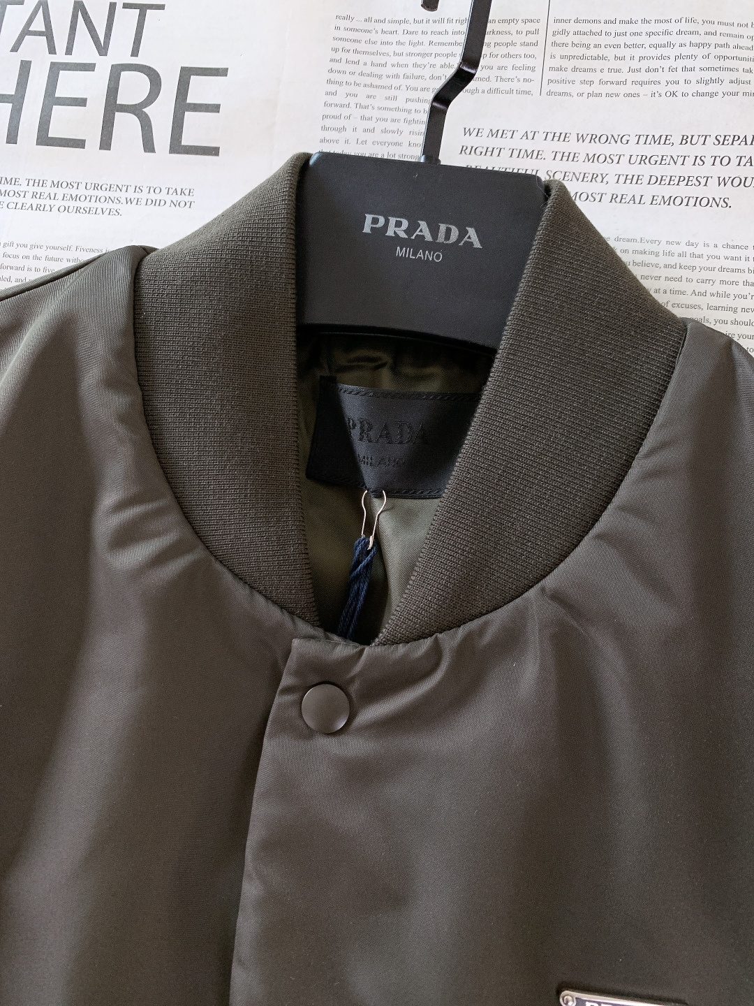 Prada 普拉达 2026SS早春新品新款再生尼龙飞行员夹克，奢品通勤刚需！标志性RE-NYLON尼龙