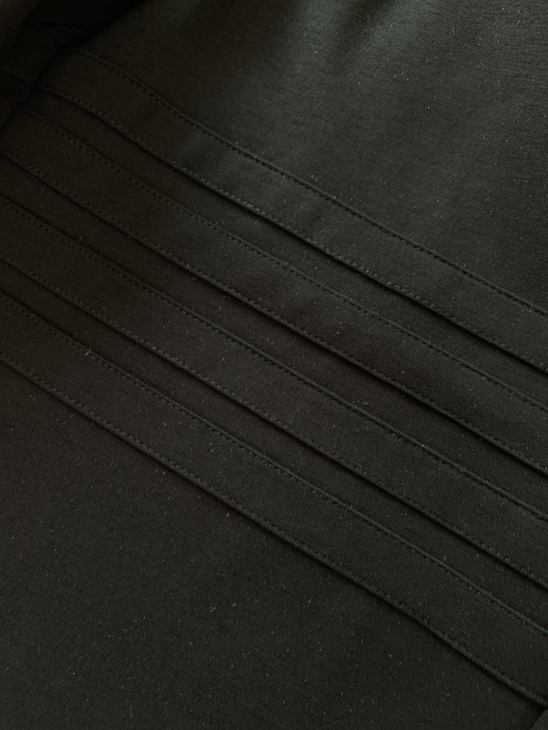 Thom Browne 汤姆·布朗 2026SS早春新品 经典四道杠休闲裤｜把高级感穿在身上320g重磅