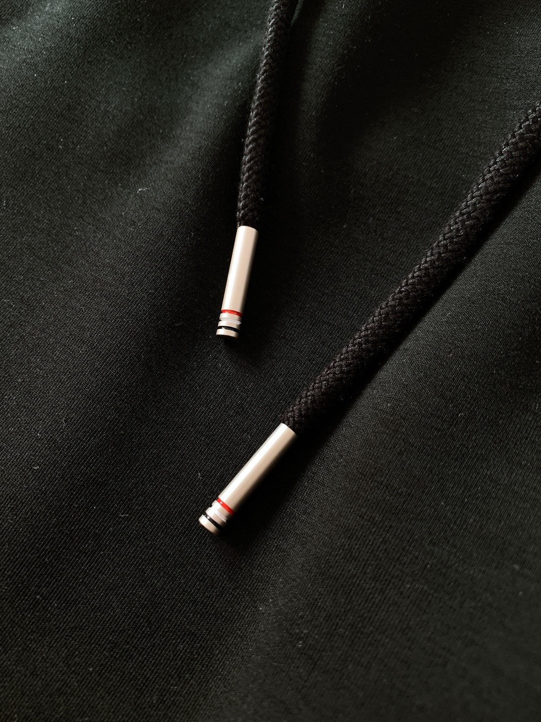 Thom Browne 汤姆·布朗 2026SS早春新品 经典四道杠休闲裤｜把高级感穿在身上320g重磅