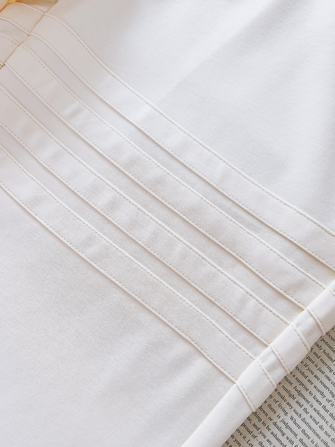 Thom Browne 汤姆·布朗 2026SS早春新品 经典四道杠休闲裤｜把高级感穿在身上320g重磅