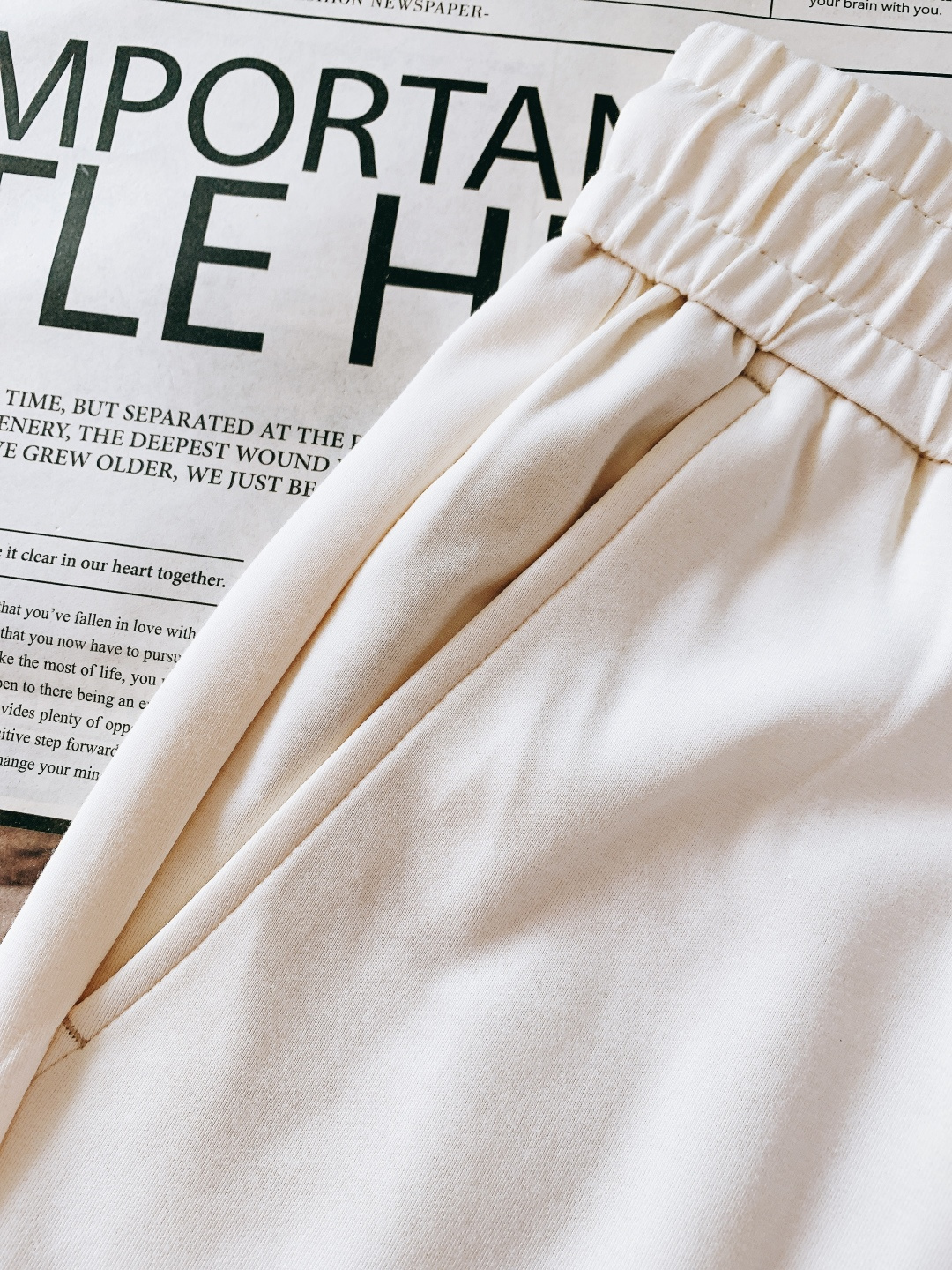 Thom Browne 汤姆·布朗 2026SS早春新品 经典四道杠休闲裤｜把高级感穿在身上320g重磅