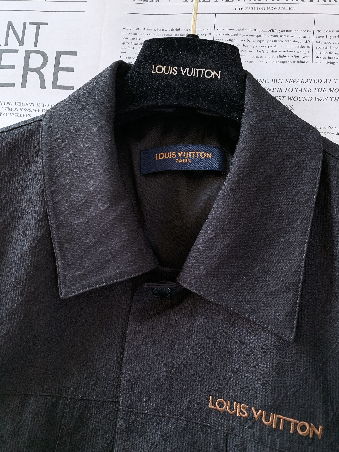 LouisVuitton 路易威登 2026SS早春新品 Monogram暗纹夹克｜意式奢牌质感拉满品牌