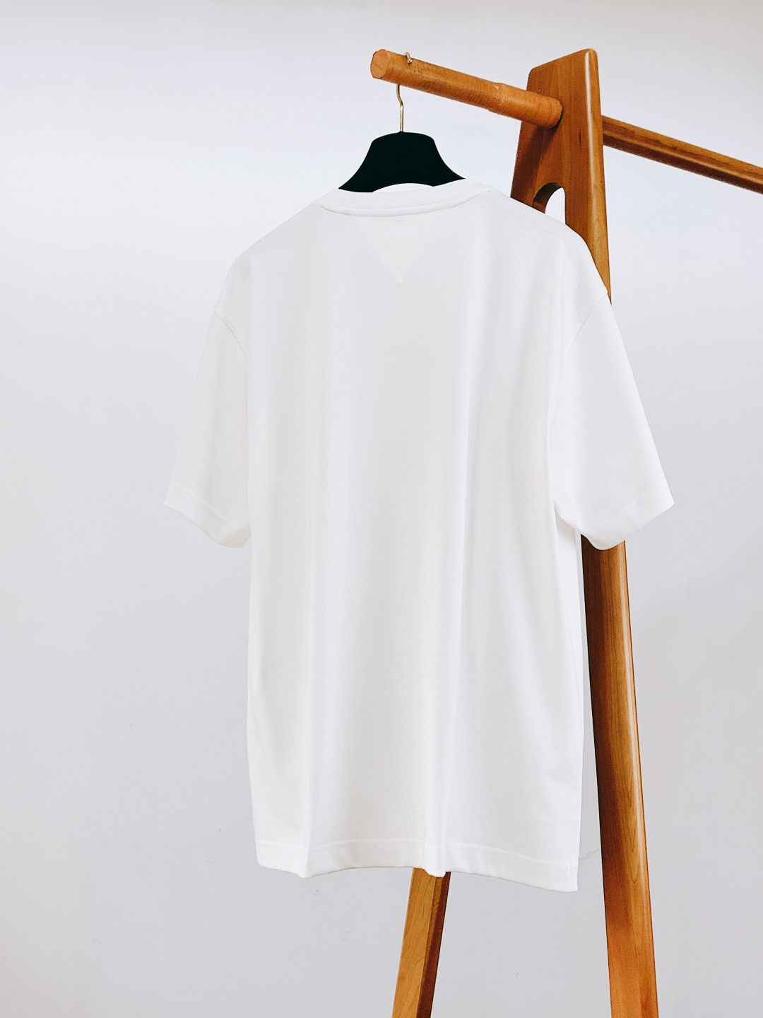 Bottega Veneta 葆蝶家 2026SS春夏新品 编织口袋T恤｜低调显贵的奢牌质感260g液氨