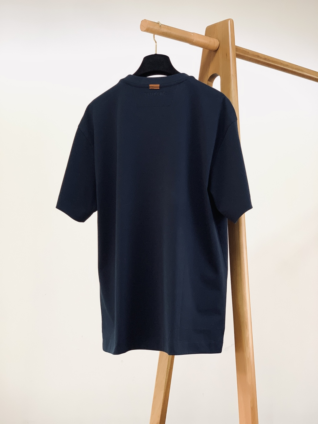 TOM FORD 汤姆.福德 2026SS早春新品 TF皮革标T恤｜低调显贵的奢牌质感280g液氨棉面料