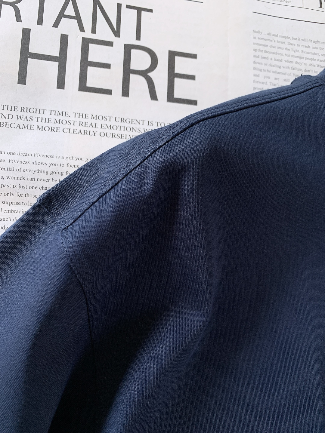 TOM FORD 汤姆.福德 2026SS早春新品 TF皮革标T恤｜低调显贵的奢牌质感280g液氨棉面料