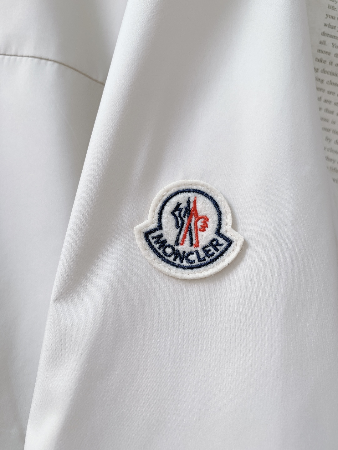 Moncler 蒙口 2026SS早春新品经典连帽防风外套｜把高级感穿在身上甄选防风防水科技尼龙面料，表