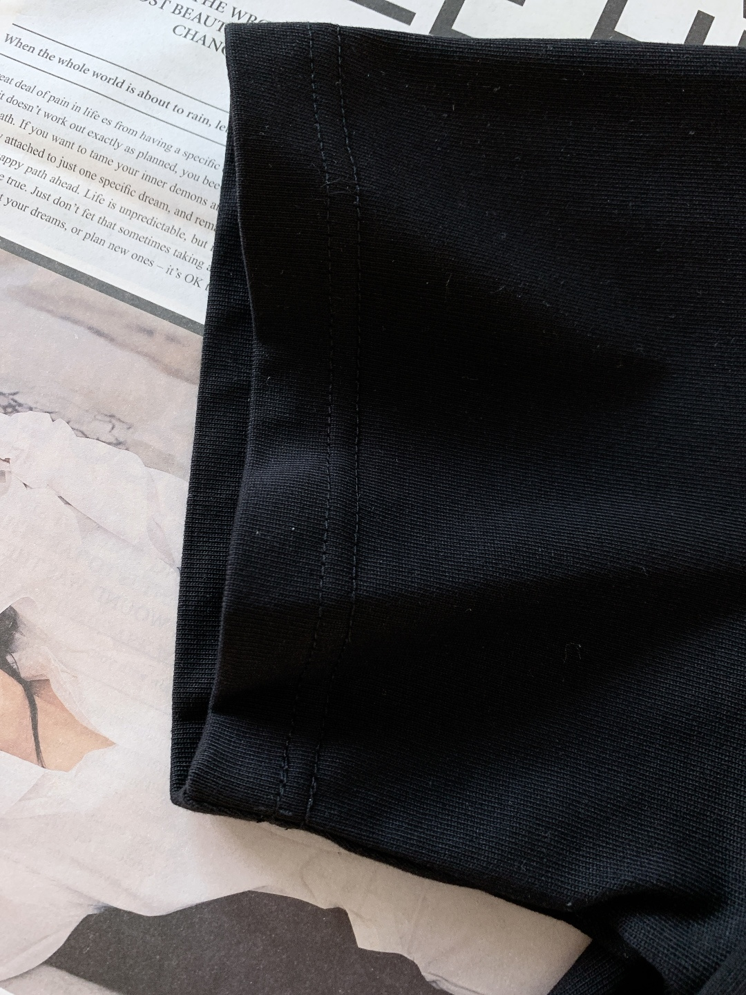 Moncler 蒙口 2026SS早春新品 经典徽章Logo短袖，高支精梳棉+专柜质感！胸前刺绣徽章Lo