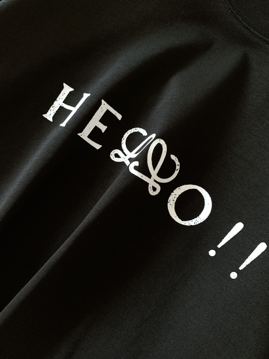 Loewe 罗意威 2026SS早春新品HELLO!! T恤｜双色齐发！重磅双纱棉面料，厚实软糯，宽松落