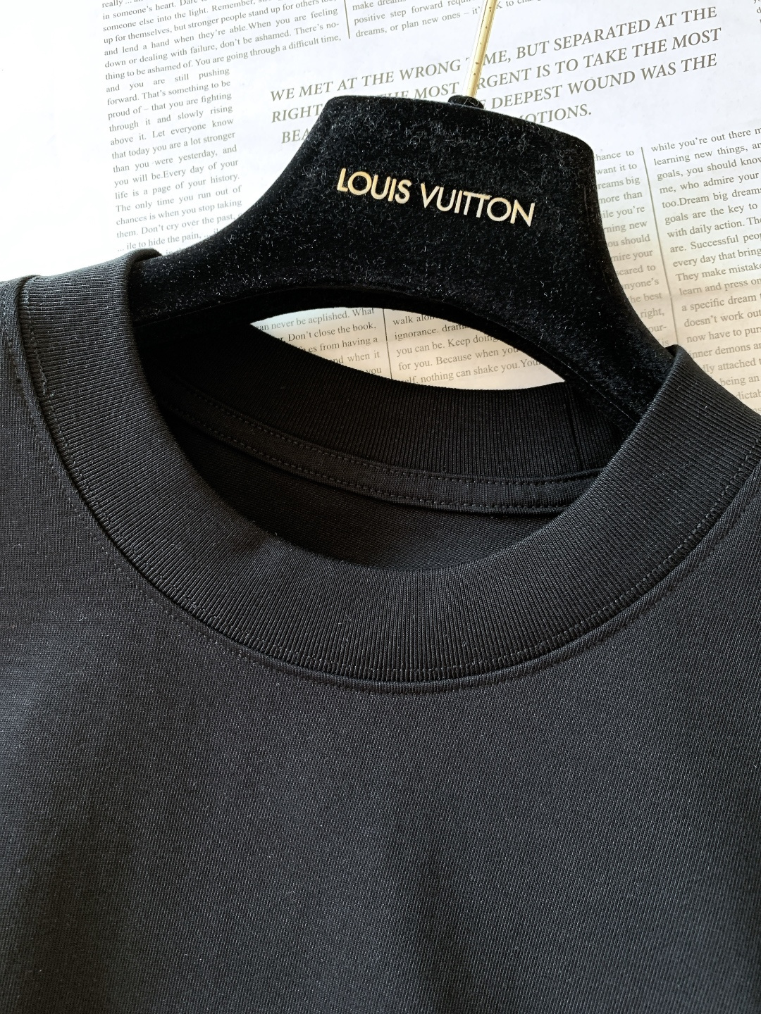LouisVuitton 路易威登 2026SS春夏新品波点Logo T恤｜双色齐发！重磅双纱棉面料，厚