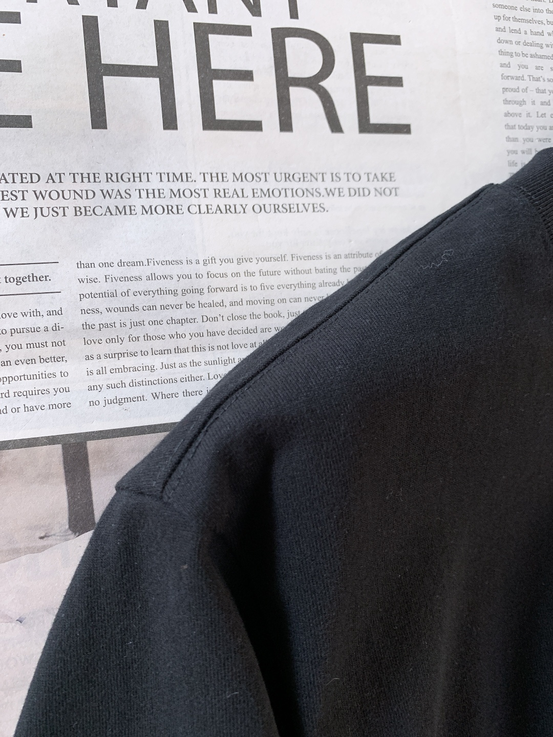 Dior Homme 迪奥·桀傲 2026SS春夏新品刺绣Logo T恤｜双色齐发！重磅双纱棉面料，厚实