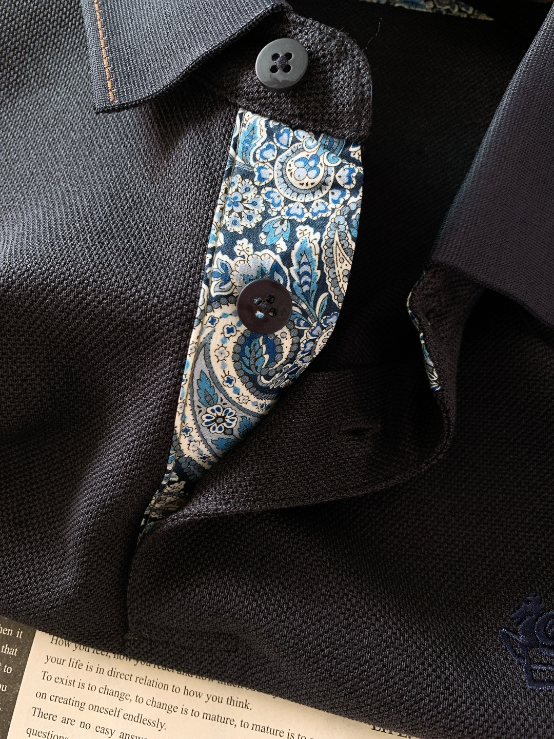 Etro 艾特罗 2026SS春夏新品休闲翻领Polo衫。定制高支冰感面料，源自意大利进口纱线，采用细密