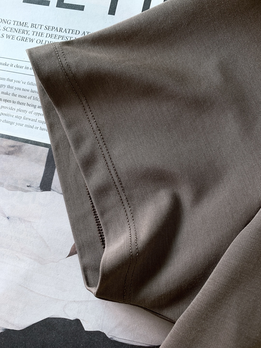 Etro 艾特罗 2026SS春夏新品压纹飞马短袖T恤。精选定制高支冰感棉，源自意大利进口纱线，经过特殊