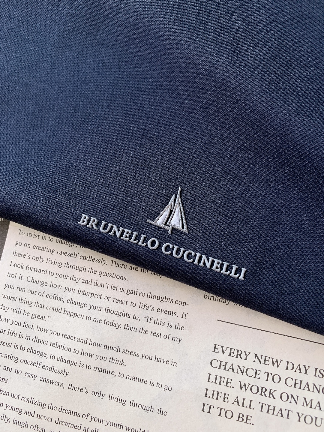 Brunello Cucinelli 布鲁奈罗.库奇内利 2026SS早春新品帆船标圆领 T 恤 | 意